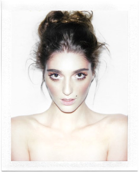 BreannaBox_RobinBlack_BeautyIsBoring_01