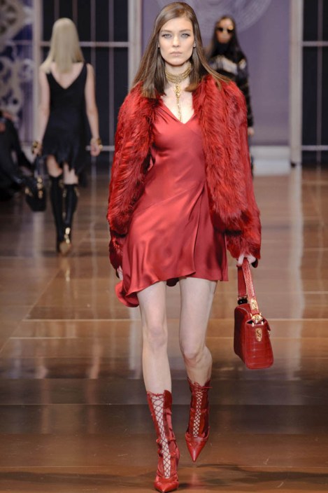 versace-fall-winter-2014-show23